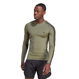 Main image showing a product in the gallery