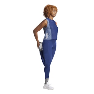 Main image showing a product in the gallery