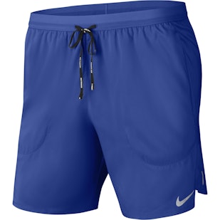 Main image showing a product in the gallery