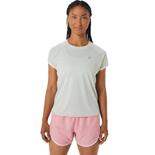 Main image showing a product in the gallery