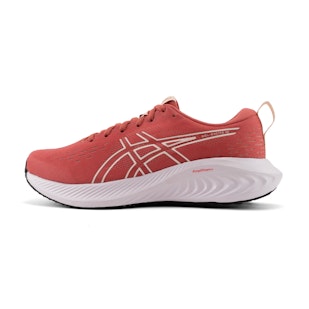 Main image showing a product in the gallery