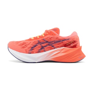 Main image showing a product in the gallery