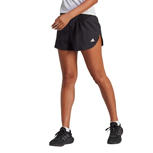 Main image showing a product in the gallery