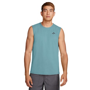 Main image showing a product in the gallery