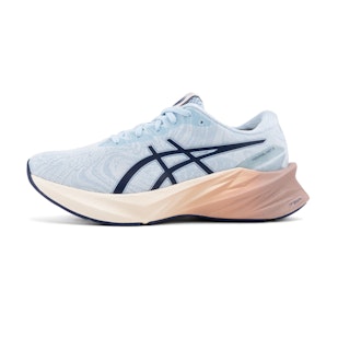 Main image showing a product in the gallery