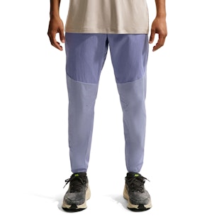 Main image showing a product in the gallery