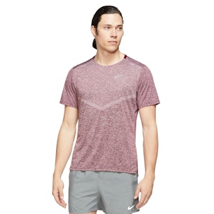 Main image showing a product in the gallery