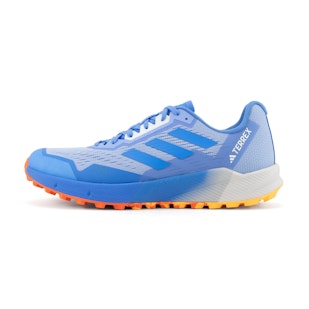 Main image showing a product in the gallery