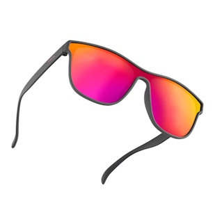 Main image showing a product in the gallery