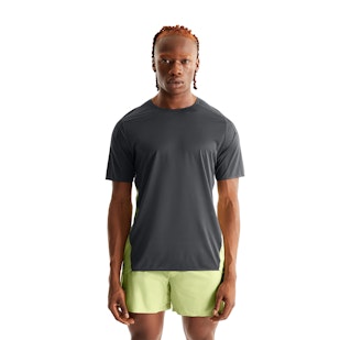 Main image showing a product in the gallery