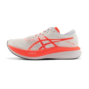 Main image showing a product in the gallery