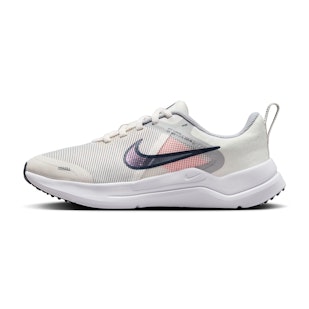 Main image showing a product in the gallery