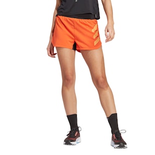 Main image showing a product in the gallery