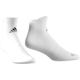 Main image showing a product in the gallery