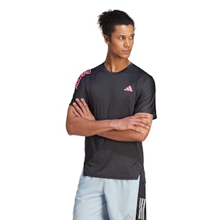 Main image showing a product in the gallery