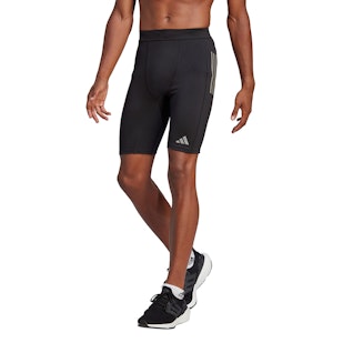 Main image showing a product in the gallery