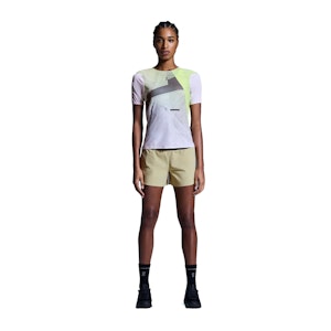 On Ultra Shorts Dame On Ultra Shorts Dame