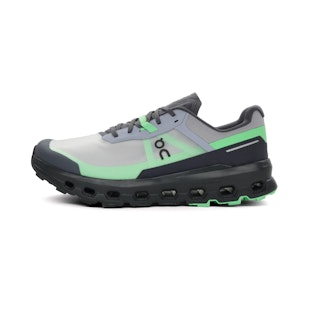 Main image showing a product in the gallery