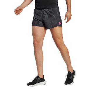 Main image showing a product in the gallery