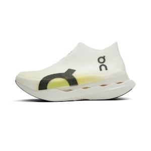 On Cloudboom Strike LS Unisex On Cloudboom Strike LS Unisex