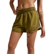Nike Tempo Dri-FIT Mid-Rise 3 Inch Shorts Women Grün