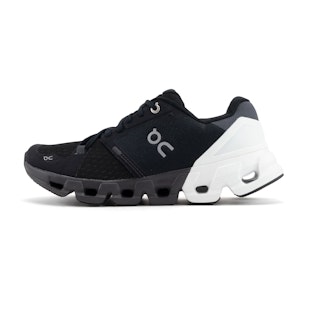 Main image showing a product in the gallery