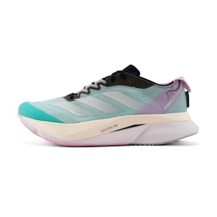 Main image showing a product in the gallery