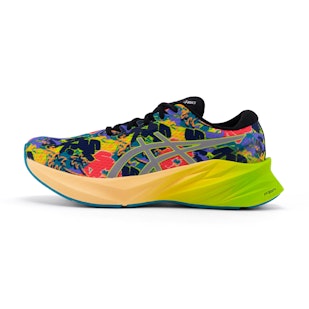 Main image showing a product in the gallery