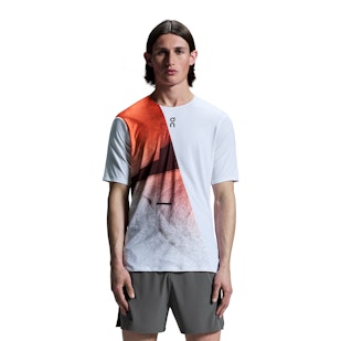 Main image showing a product in the gallery