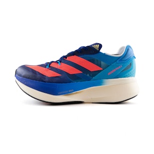 Main image showing a product in the gallery