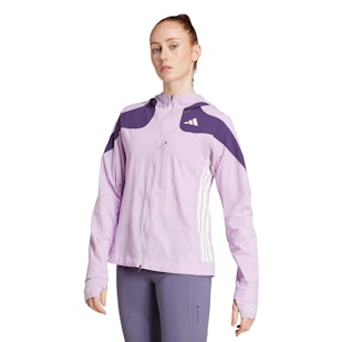 Main image showing a product in the gallery