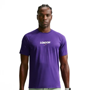 Main image showing a product in the gallery