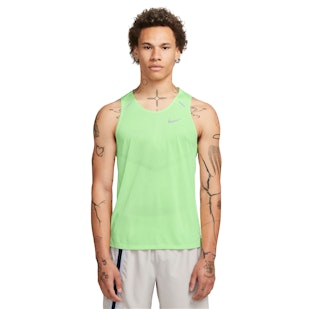 Main image showing a product in the gallery