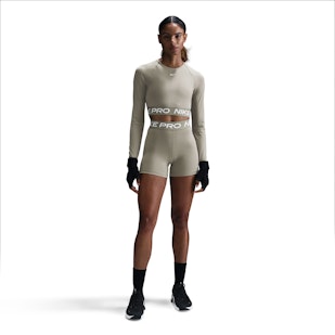 Main image showing a product in the gallery