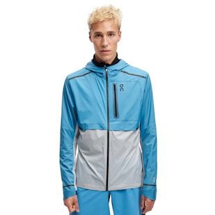 Main image showing a product in the gallery