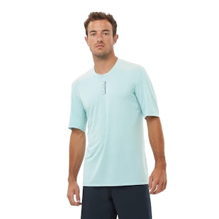 Main image showing a product in the gallery