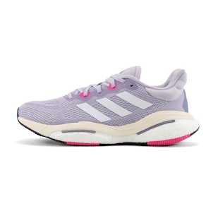 Main image showing a product in the gallery