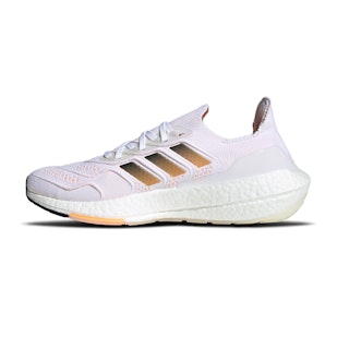 Main image showing a product in the gallery