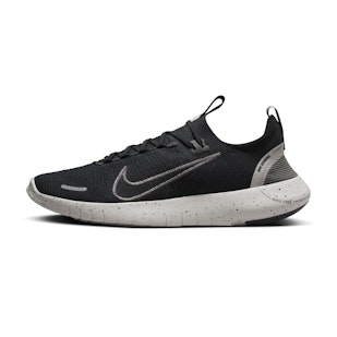 Main image showing a product in the gallery