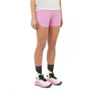 Main image showing a product in the gallery