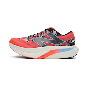 New Balance FuelCell SuperComp Elite v4 Dame New Balance FuelCell SuperComp Elite v4 Dame