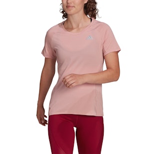 Main image showing a product in the gallery