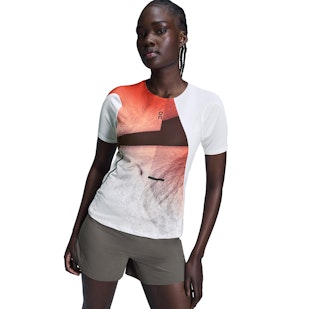 Main image showing a product in the gallery