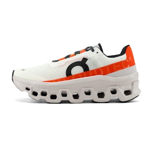 Main image showing a product in the gallery