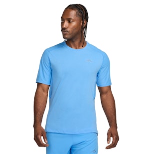 Main image showing a product in the gallery