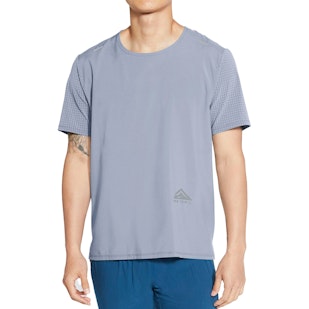 Main image showing a product in the gallery