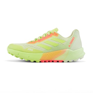 Main image showing a product in the gallery