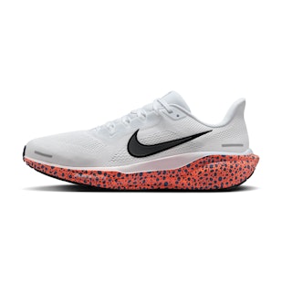 Main image showing a product in the gallery