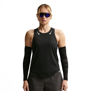 Main image showing a product in the gallery