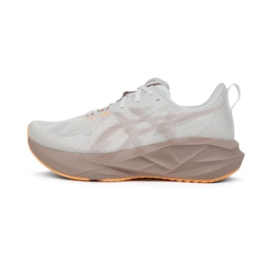 ASICS Novablast 5 Damen ASICS Novablast 5 Damen